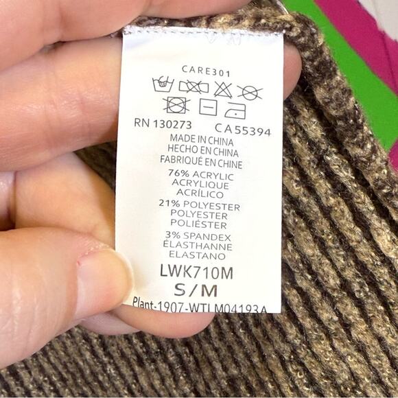 Wrangler Retro, Brown and Cream Shawl Collar Cape Knit Sweater. Size S/M. - Picture 4 of 7